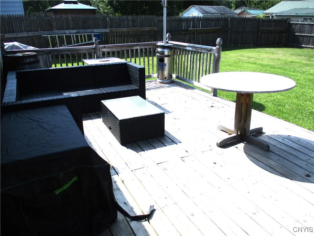 7921 Eisenhower Boulevard, Cicero, New York 13030, Cicero, New York 13030, 3 Bedrooms Bedrooms, 7 Rooms Rooms,1 BathroomBathrooms,Residential,Closed,7921 Eisenhower Boulevard, Cicero, New York 13030,0,S1626256