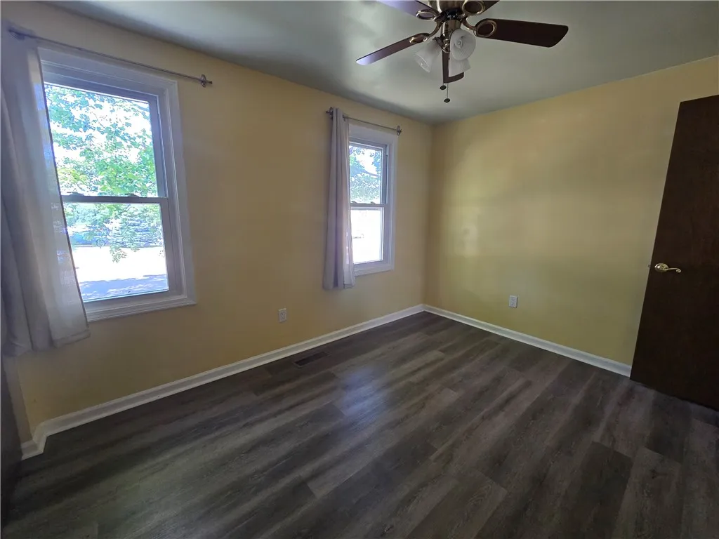 237 Countess Drive, Henrietta, New York 14586, Henrietta, New York 14586, 3 Bedrooms Bedrooms, 6 Rooms Rooms,2 BathroomsBathrooms,Residential Lease,For Rent,237 Countess Drive, Henrietta, New York 14586,R1626252