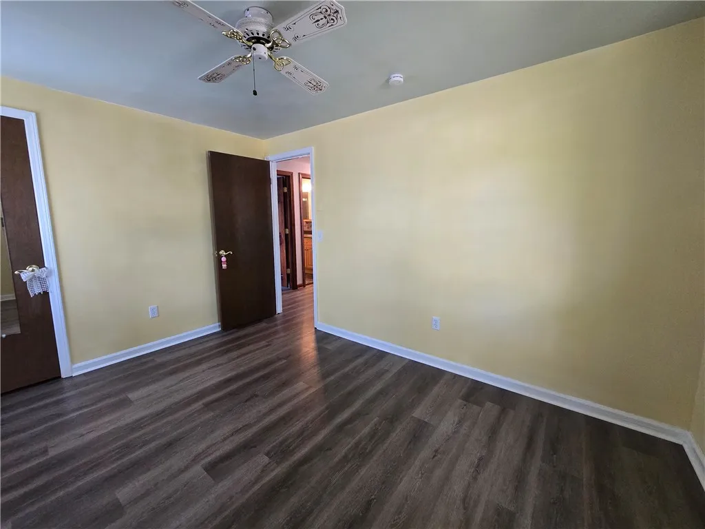 237 Countess Drive, Henrietta, New York 14586, Henrietta, New York 14586, 3 Bedrooms Bedrooms, 6 Rooms Rooms,2 BathroomsBathrooms,Residential Lease,For Rent,237 Countess Drive, Henrietta, New York 14586,R1626252