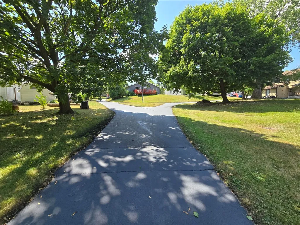 237 Countess Drive, Henrietta, New York 14586, Henrietta, New York 14586, 3 Bedrooms Bedrooms, 6 Rooms Rooms,2 BathroomsBathrooms,Residential Lease,For Rent,237 Countess Drive, Henrietta, New York 14586,R1626252
