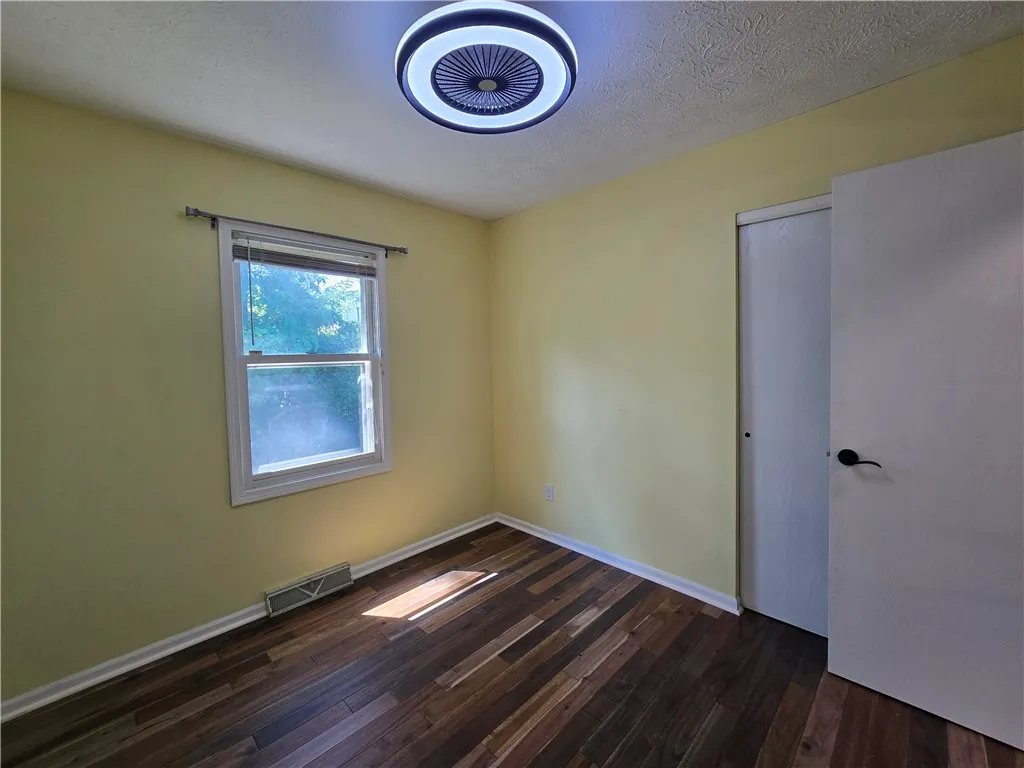 9 Hepatica Lane, Henrietta, New York 14586, Henrietta, New York 14586, 3 Bedrooms Bedrooms, 6 Rooms Rooms,1 BathroomBathrooms,Residential Lease,For Rent,9 Hepatica Lane, Henrietta, New York 14586,R1626262
