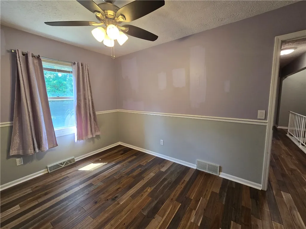 9 Hepatica Lane, Henrietta, New York 14586, Henrietta, New York 14586, 3 Bedrooms Bedrooms, 6 Rooms Rooms,1 BathroomBathrooms,Residential Lease,For Rent,9 Hepatica Lane, Henrietta, New York 14586,R1626262