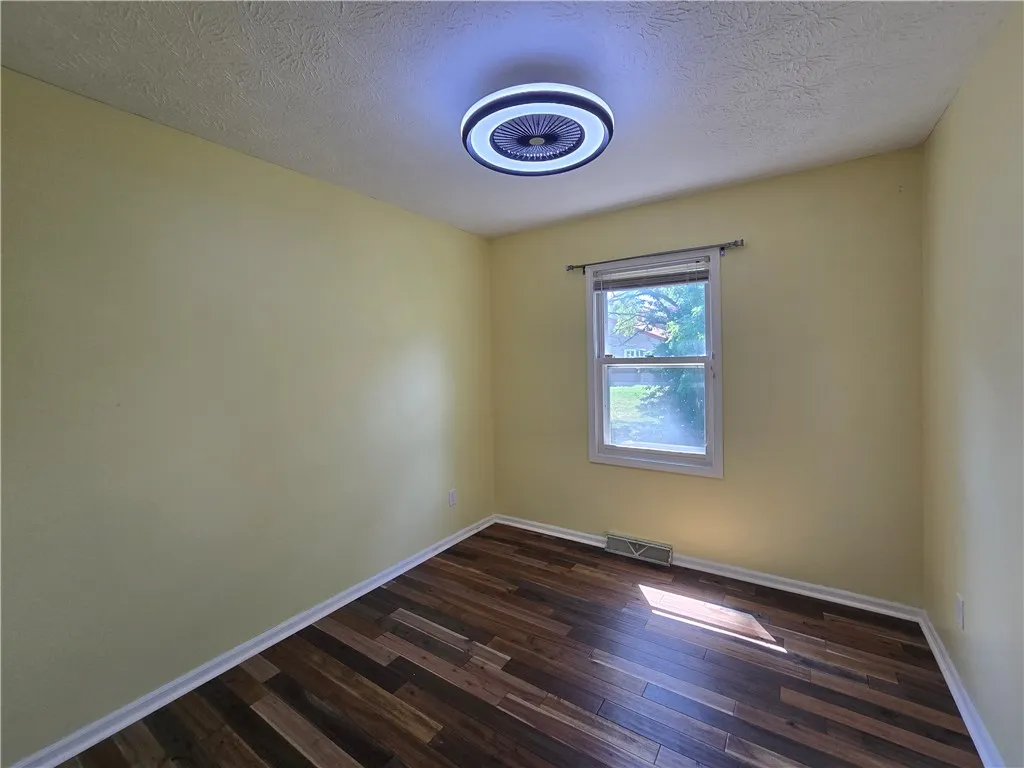 9 Hepatica Lane, Henrietta, New York 14586, Henrietta, New York 14586, 3 Bedrooms Bedrooms, 6 Rooms Rooms,1 BathroomBathrooms,Residential Lease,For Rent,9 Hepatica Lane, Henrietta, New York 14586,R1626262