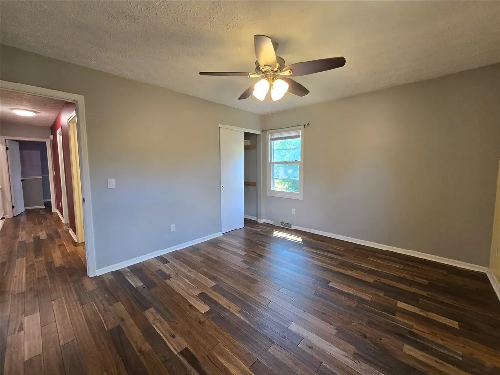 9 Hepatica Lane, Henrietta, New York 14586, Henrietta, New York 14586, 3 Bedrooms Bedrooms, 6 Rooms Rooms,1 BathroomBathrooms,Residential Lease,For Rent,9 Hepatica Lane, Henrietta, New York 14586,R1626262