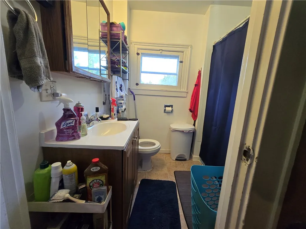 340 West State Street, Albion, New York 14411, Albion, New York 14411, 5 Bedrooms Bedrooms, ,3 BathroomsBathrooms,Residential,Closed,340 West State Street, Albion, New York 14411,0,R1625403