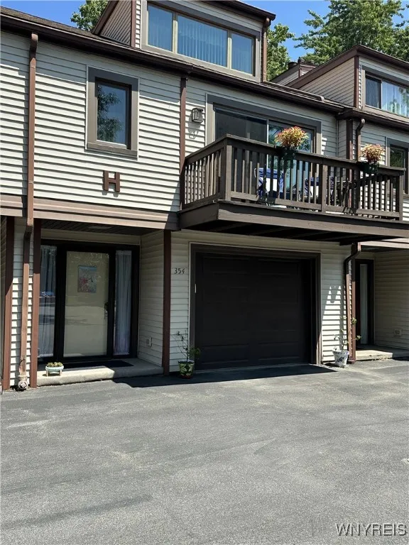 354 Old Meadow Drive, Amherst, New York 14051, Amherst, New York 14051, 2 Bedrooms Bedrooms, 6 Rooms Rooms,1 BathroomBathrooms,Residential,For Sale,354 Old Meadow Drive, Amherst, New York 14051,B1626012