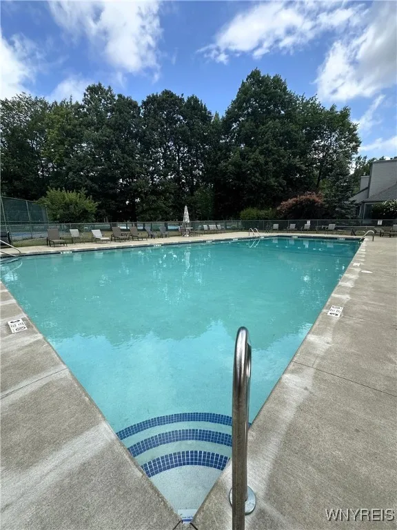 354 Old Meadow Drive, Amherst, New York 14051, Amherst, New York 14051, 2 Bedrooms Bedrooms, 6 Rooms Rooms,1 BathroomBathrooms,Residential,For Sale,354 Old Meadow Drive, Amherst, New York 14051,B1626012