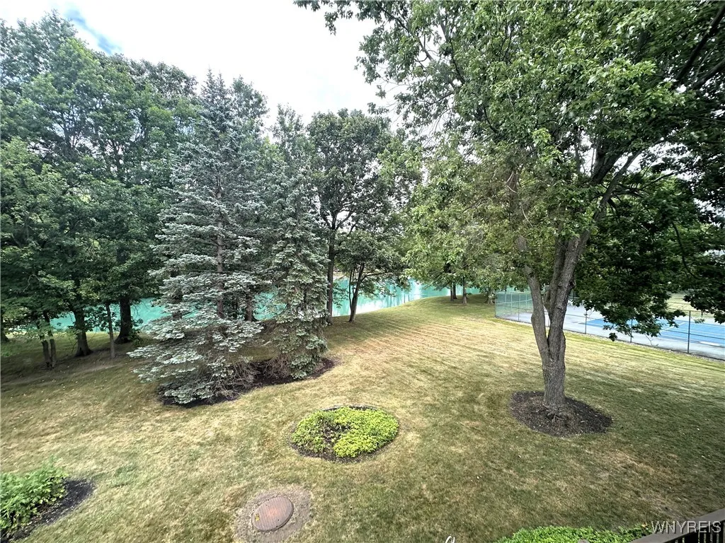 354 Old Meadow Drive, Amherst, New York 14051, Amherst, New York 14051, 2 Bedrooms Bedrooms, 6 Rooms Rooms,1 BathroomBathrooms,Residential,For Sale,354 Old Meadow Drive, Amherst, New York 14051,B1626012