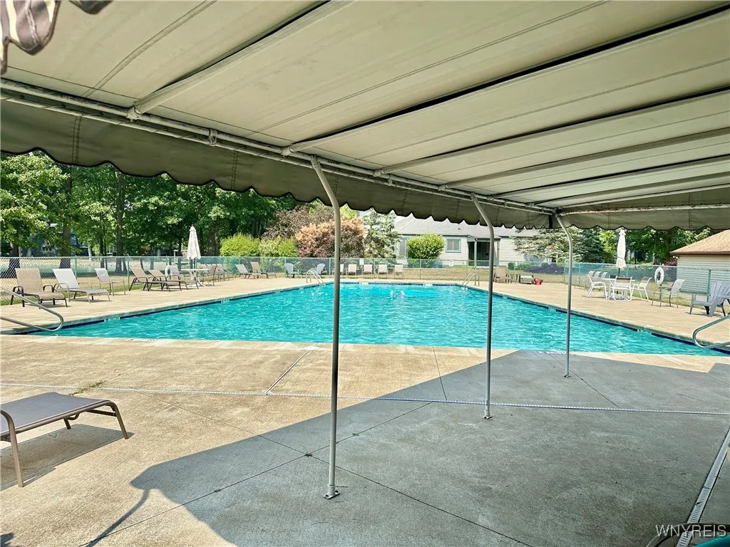 354 Old Meadow Drive, Amherst, New York 14051, Amherst, New York 14051, 2 Bedrooms Bedrooms, 6 Rooms Rooms,1 BathroomBathrooms,Residential,For Sale,354 Old Meadow Drive, Amherst, New York 14051,B1626012