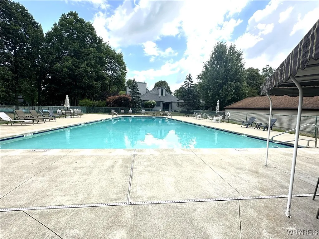 354 Old Meadow Drive, Amherst, New York 14051, Amherst, New York 14051, 2 Bedrooms Bedrooms, 6 Rooms Rooms,1 BathroomBathrooms,Residential,For Sale,354 Old Meadow Drive, Amherst, New York 14051,B1626012