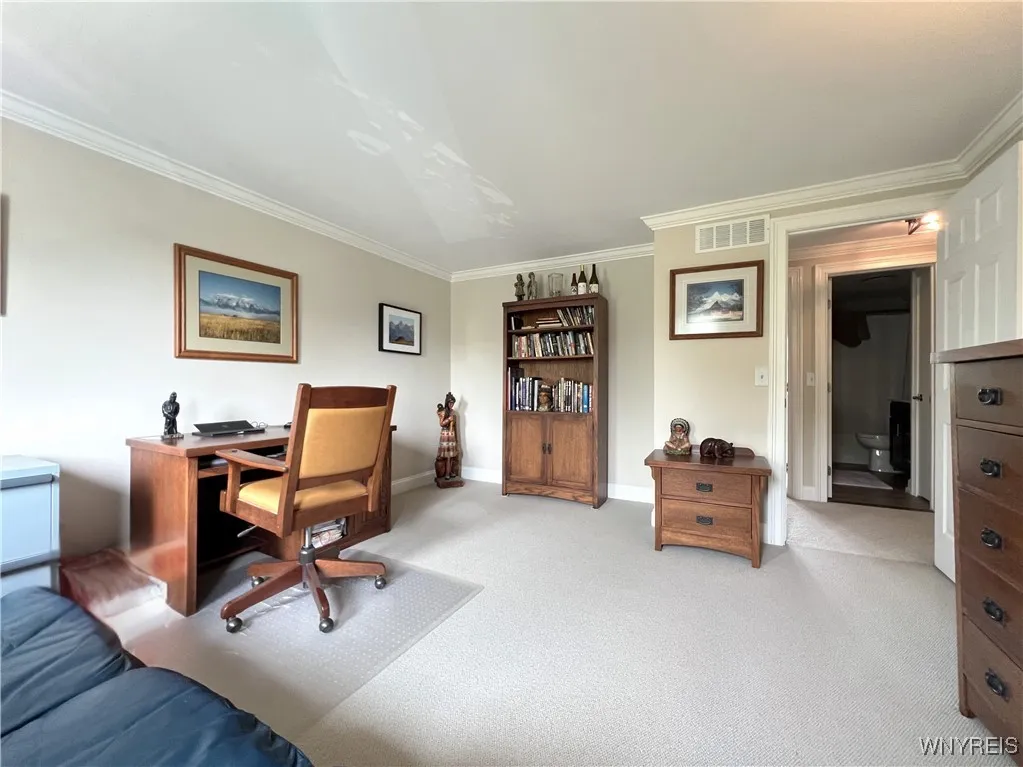 5 The Courtyards, Amherst, New York 14221, Amherst, New York 14221, 2 Bedrooms Bedrooms, 6 Rooms Rooms,1 BathroomBathrooms,Residential,For Sale,5 The Courtyards, Amherst, New York 14221,B1623133