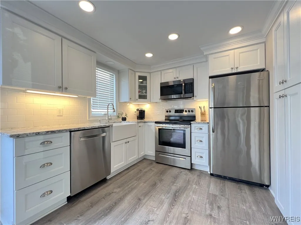 5 The Courtyards, Amherst, New York 14221, Amherst, New York 14221, 2 Bedrooms Bedrooms, 6 Rooms Rooms,1 BathroomBathrooms,Residential,For Sale,5 The Courtyards, Amherst, New York 14221,B1623133