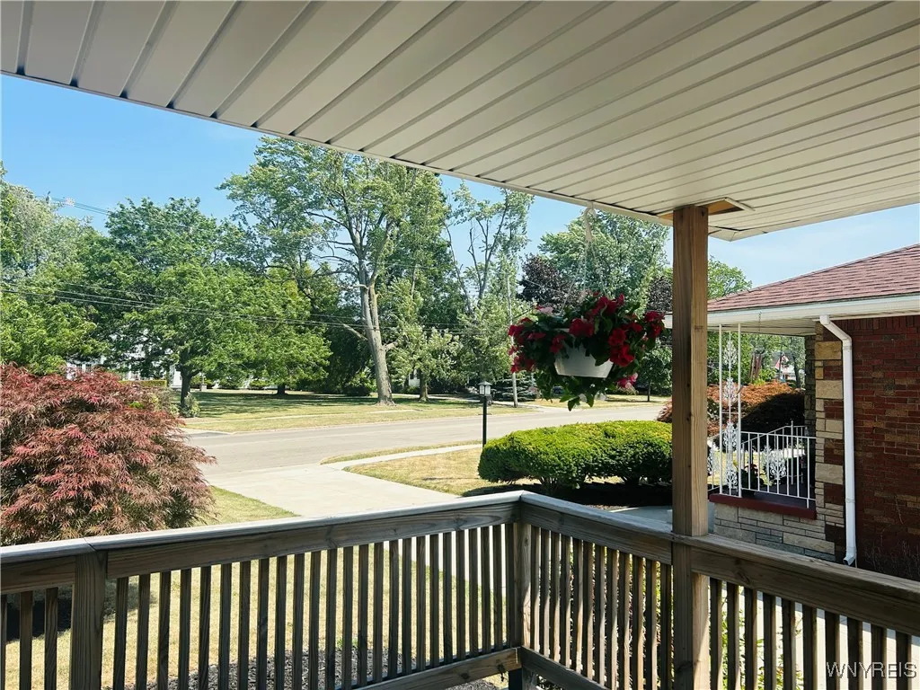 966 Delaware Road, Tonawanda, New York 14223, Tonawanda, New York 14223, 3 Bedrooms Bedrooms, 6 Rooms Rooms,1 BathroomBathrooms,Residential,For Sale,966 Delaware Road, Tonawanda, New York 14223,B1625971