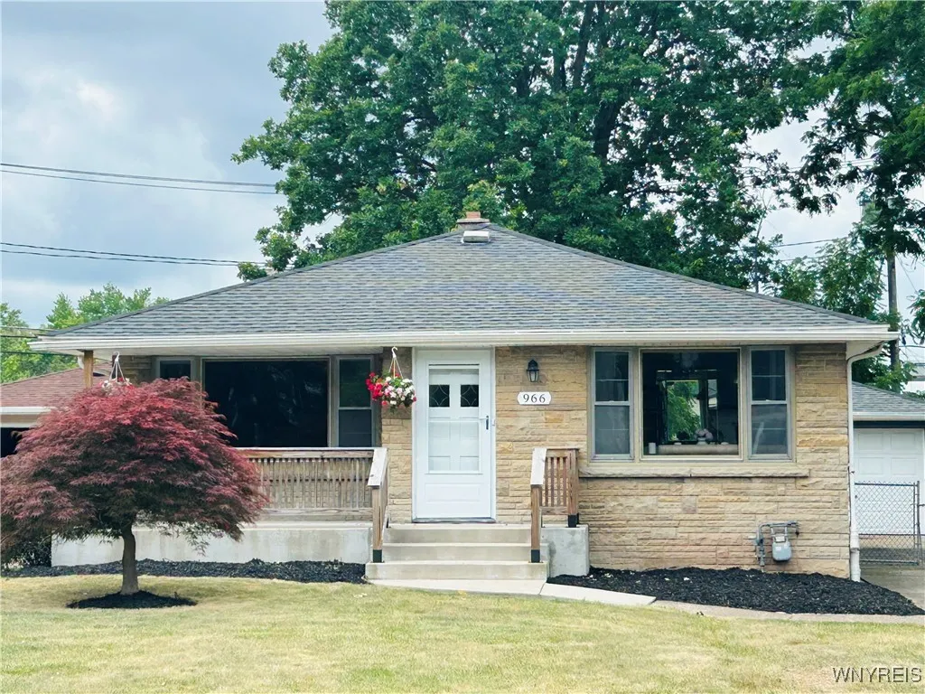 966 Delaware Road, Tonawanda, New York 14223, Tonawanda, New York 14223, 3 Bedrooms Bedrooms, 6 Rooms Rooms,1 BathroomBathrooms,Residential,For Sale,966 Delaware Road, Tonawanda, New York 14223,B1625971