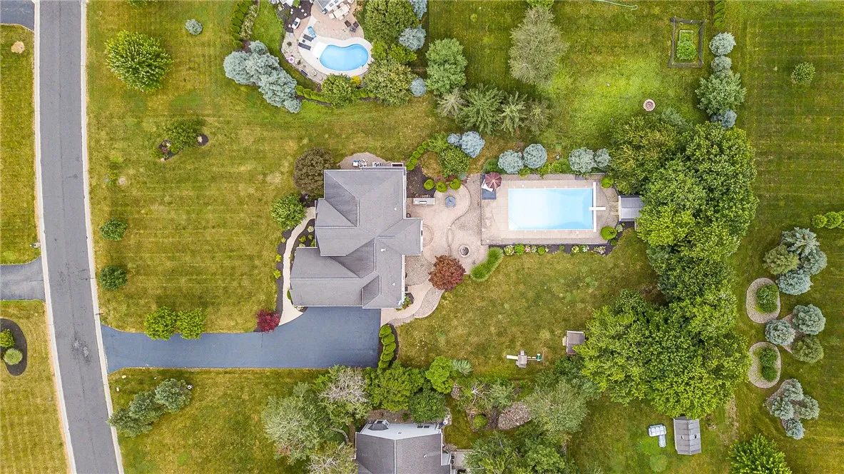 1080 Sagebrook Way, Webster, New York 14580, Webster, New York 14580, 4 Bedrooms Bedrooms, 11 Rooms Rooms,3 BathroomsBathrooms,Residential,For Sale,1080 Sagebrook Way, Webster, New York 14580,0,R1626147