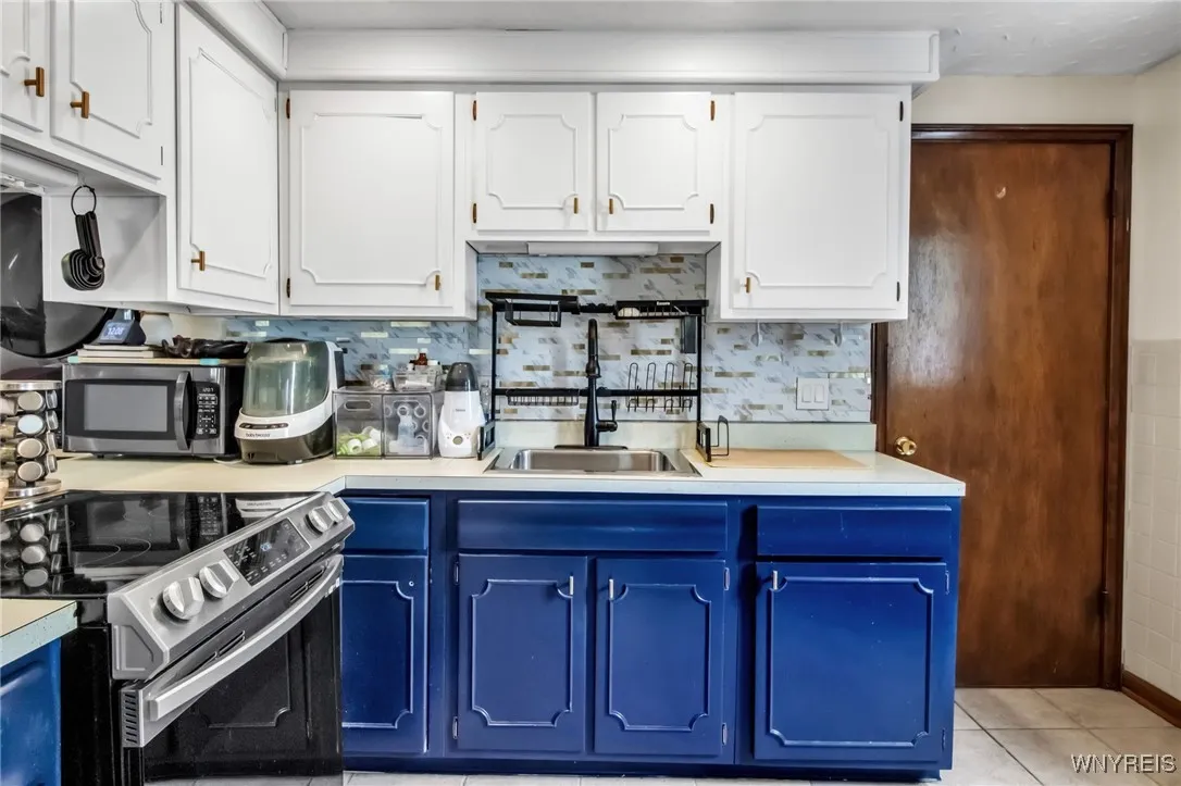 94 Saint Boniface Road, Cheektowaga, New York 1422, Cheektowaga, New York 14225, 3 Bedrooms Bedrooms, 5 Rooms Rooms,1 BathroomBathrooms,Residential,Closed,94 Saint Boniface Road, Cheektowaga, New York 1422,0,B1626014