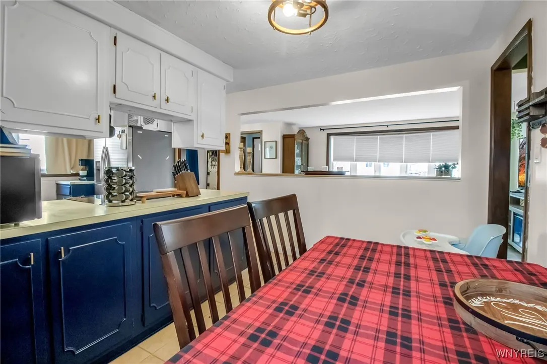 94 Saint Boniface Road, Cheektowaga, New York 1422, Cheektowaga, New York 14225, 3 Bedrooms Bedrooms, 5 Rooms Rooms,1 BathroomBathrooms,Residential,Closed,94 Saint Boniface Road, Cheektowaga, New York 1422,0,B1626014