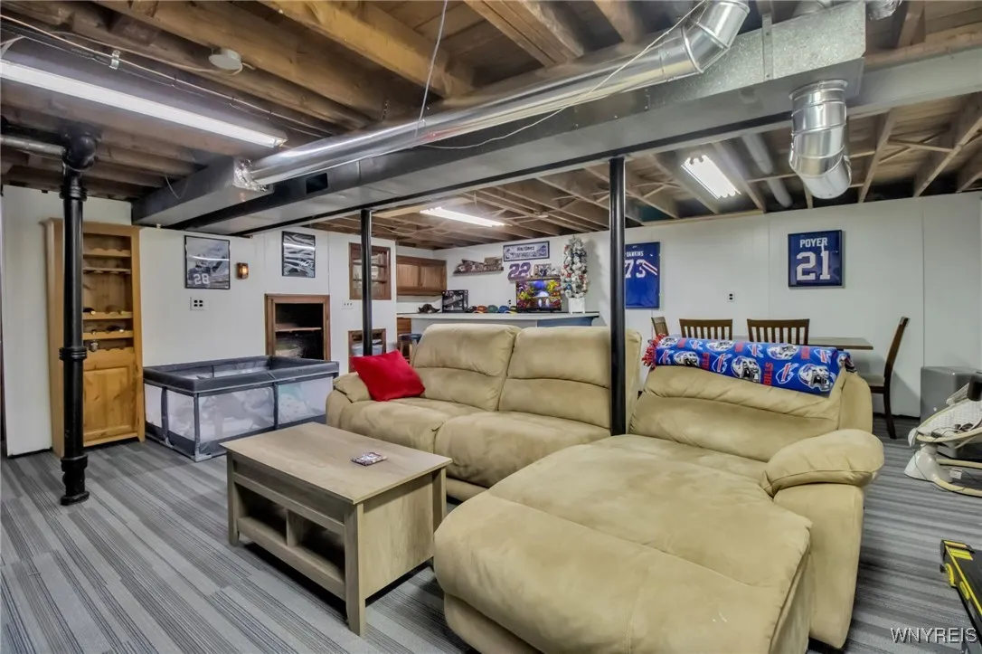 94 Saint Boniface Road, Cheektowaga, New York 1422, Cheektowaga, New York 14225, 3 Bedrooms Bedrooms, 5 Rooms Rooms,1 BathroomBathrooms,Residential,Closed,94 Saint Boniface Road, Cheektowaga, New York 1422,0,B1626014