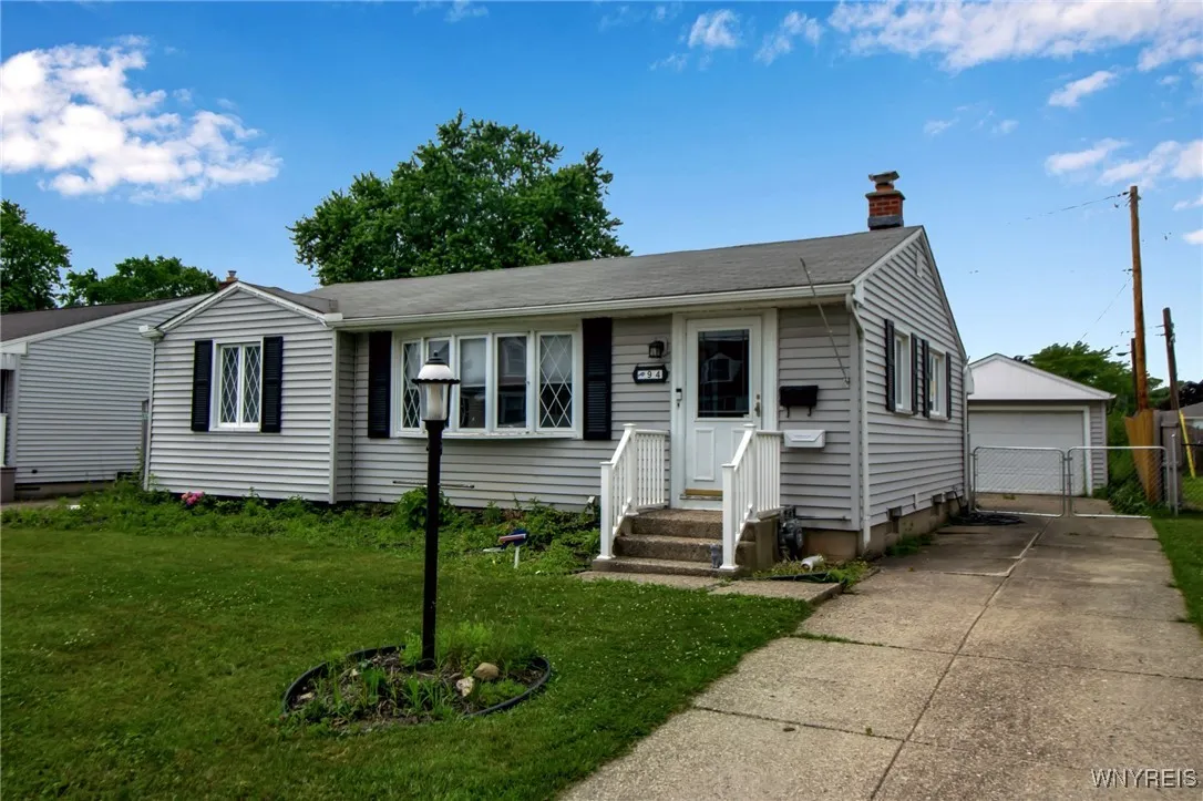 94 Saint Boniface Road, Cheektowaga, New York 1422, Cheektowaga, New York 14225, 3 Bedrooms Bedrooms, 5 Rooms Rooms,1 BathroomBathrooms,Residential,Closed,94 Saint Boniface Road, Cheektowaga, New York 1422,0,B1626014