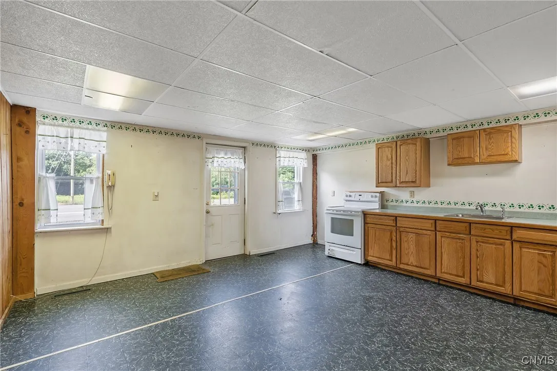 624 State Route 69, Amboy, New York 13493, Amboy, New York 13493, 4 Bedrooms Bedrooms, 8 Rooms Rooms,1 BathroomBathrooms,Residential,For Sale,624 State Route 69, Amboy, New York 13493,0,S1625845