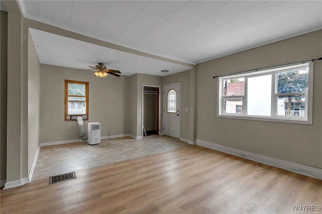 72 Glor Street, Buffalo, New York 14207, Buffalo, New York 14207, 3 Bedrooms Bedrooms, 6 Rooms Rooms,1 BathroomBathrooms,Residential,Closed,72 Glor Street, Buffalo, New York 14207,0,B1625759