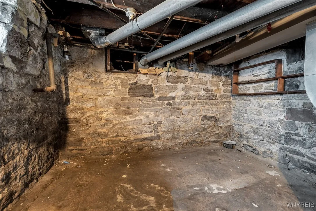 72 Glor Street, Buffalo, New York 14207, Buffalo, New York 14207, 3 Bedrooms Bedrooms, 6 Rooms Rooms,1 BathroomBathrooms,Residential,Closed,72 Glor Street, Buffalo, New York 14207,0,B1625759
