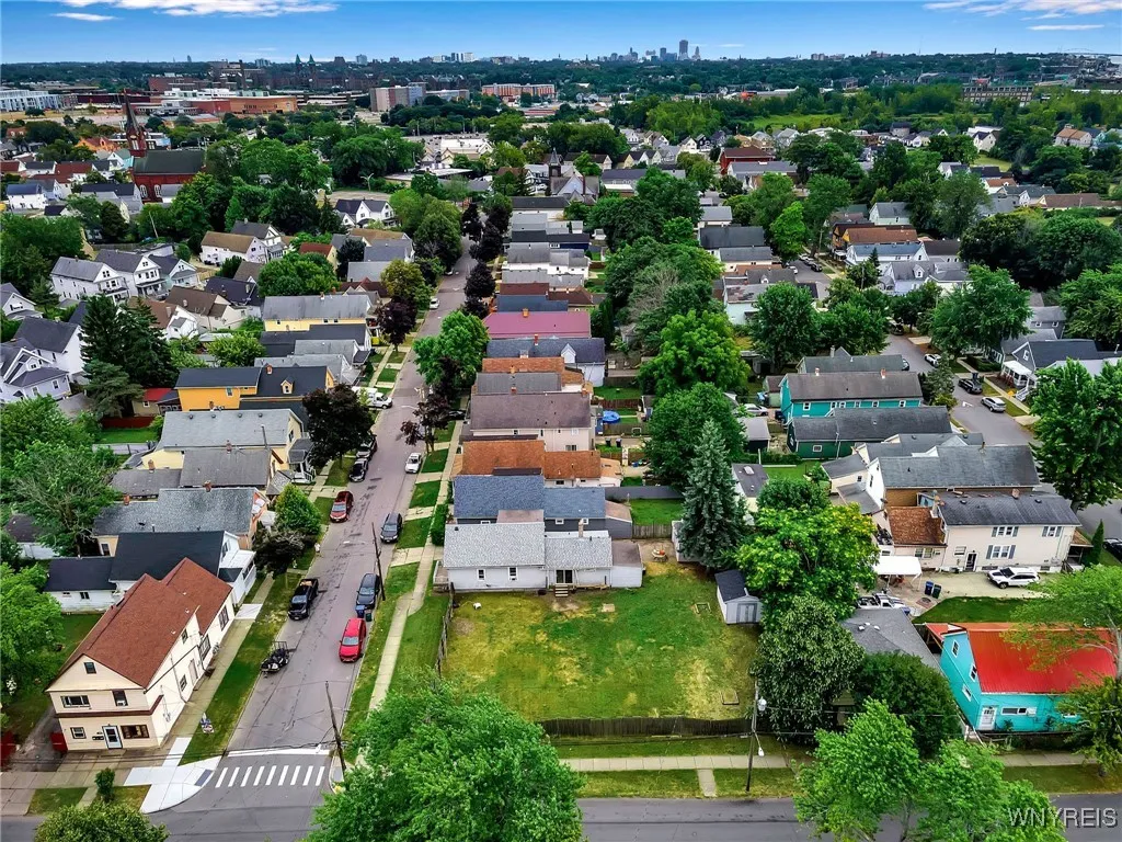 72 Glor Street, Buffalo, New York 14207, Buffalo, New York 14207, 3 Bedrooms Bedrooms, 6 Rooms Rooms,1 BathroomBathrooms,Residential,Closed,72 Glor Street, Buffalo, New York 14207,0,B1625759