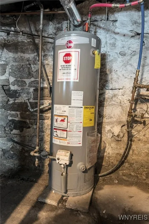 72 Glor Street, Buffalo, New York 14207, Buffalo, New York 14207, 3 Bedrooms Bedrooms, 6 Rooms Rooms,1 BathroomBathrooms,Residential,Closed,72 Glor Street, Buffalo, New York 14207,0,B1625759