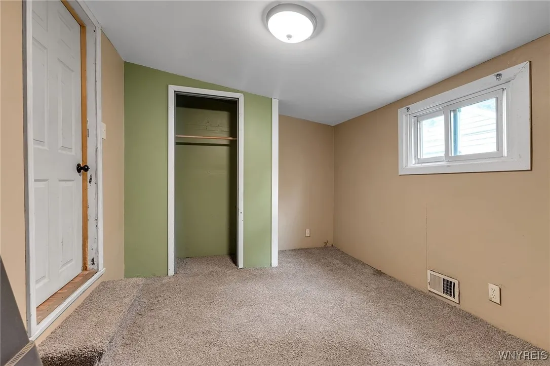 72 Glor Street, Buffalo, New York 14207, Buffalo, New York 14207, 3 Bedrooms Bedrooms, 6 Rooms Rooms,1 BathroomBathrooms,Residential,Closed,72 Glor Street, Buffalo, New York 14207,0,B1625759