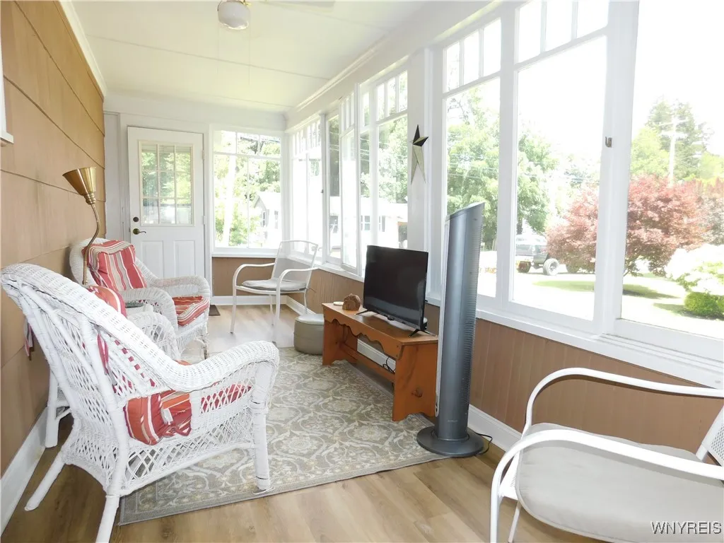 182 Woodward Avenue, Concord, New York 14141, Concord, New York 14141, 2 Bedrooms Bedrooms, 7 Rooms Rooms,2 BathroomsBathrooms,Residential,Closed,182 Woodward Avenue, Concord, New York 14141,0,B1625905