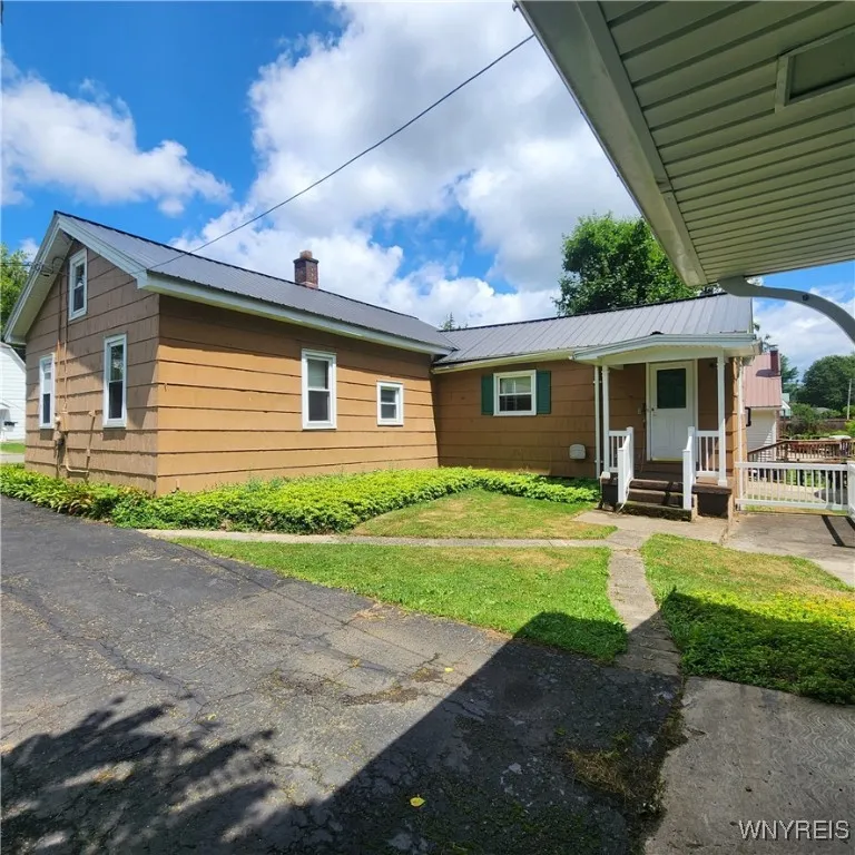 182 Woodward Avenue, Concord, New York 14141, Concord, New York 14141, 2 Bedrooms Bedrooms, 7 Rooms Rooms,2 BathroomsBathrooms,Residential,Closed,182 Woodward Avenue, Concord, New York 14141,0,B1625905