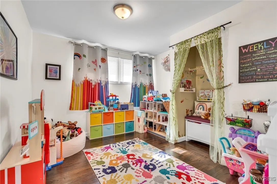 Bonus Room