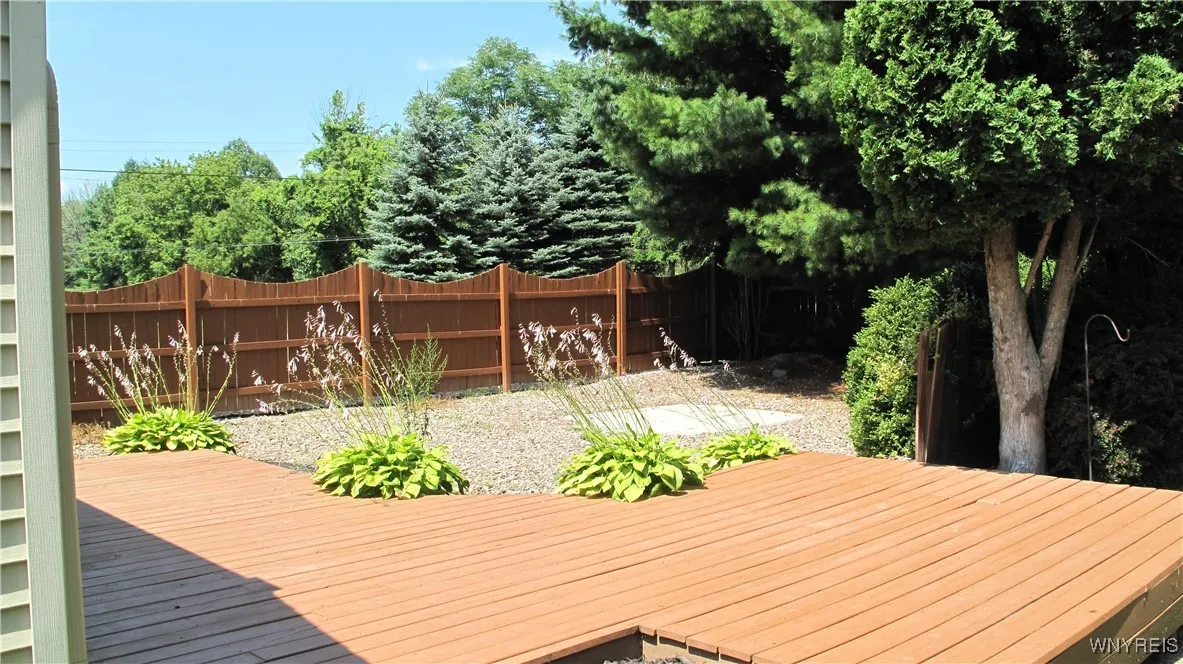 9675 Colby Road, Darien, New York 14036, Darien, New York 14036, 4 Bedrooms Bedrooms, 7 Rooms Rooms,2 BathroomsBathrooms,Residential,Closed,9675 Colby Road, Darien, New York 14036,0,B1626230