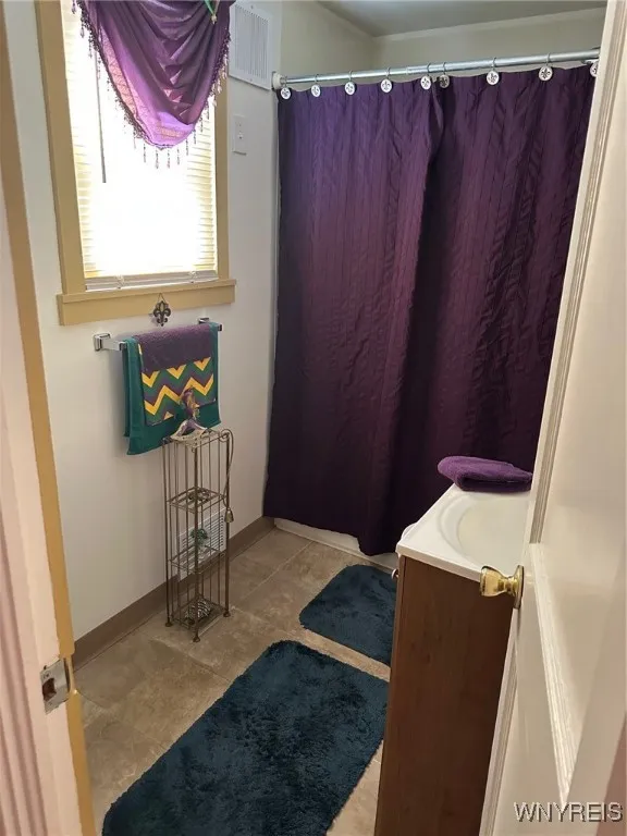 165 Saint Lawrence Avenue, Buffalo, New York 14216, Buffalo, New York 14216, 2 Bedrooms Bedrooms, 6 Rooms Rooms,1 BathroomBathrooms,Residential,For Sale,165 Saint Lawrence Avenue, Buffalo, New York 14216,B1624927
