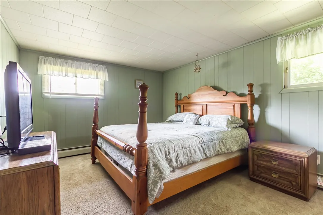 8632 State Route 5 And 20, West Bloomfield, New Yo, West Bloomfield, New York 14469, 3 Bedrooms Bedrooms, 8 Rooms Rooms,1 BathroomBathrooms,Residential,Closed,8632 State Route 5 And 20, West Bloomfield, New Yo,0,R1625961