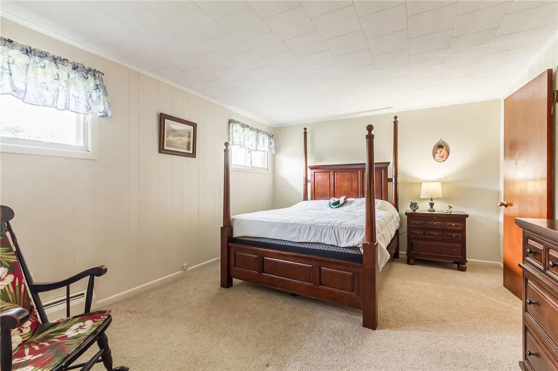 8632 State Route 5 And 20, West Bloomfield, New Yo, West Bloomfield, New York 14469, 3 Bedrooms Bedrooms, 8 Rooms Rooms,1 BathroomBathrooms,Residential,Closed,8632 State Route 5 And 20, West Bloomfield, New Yo,0,R1625961