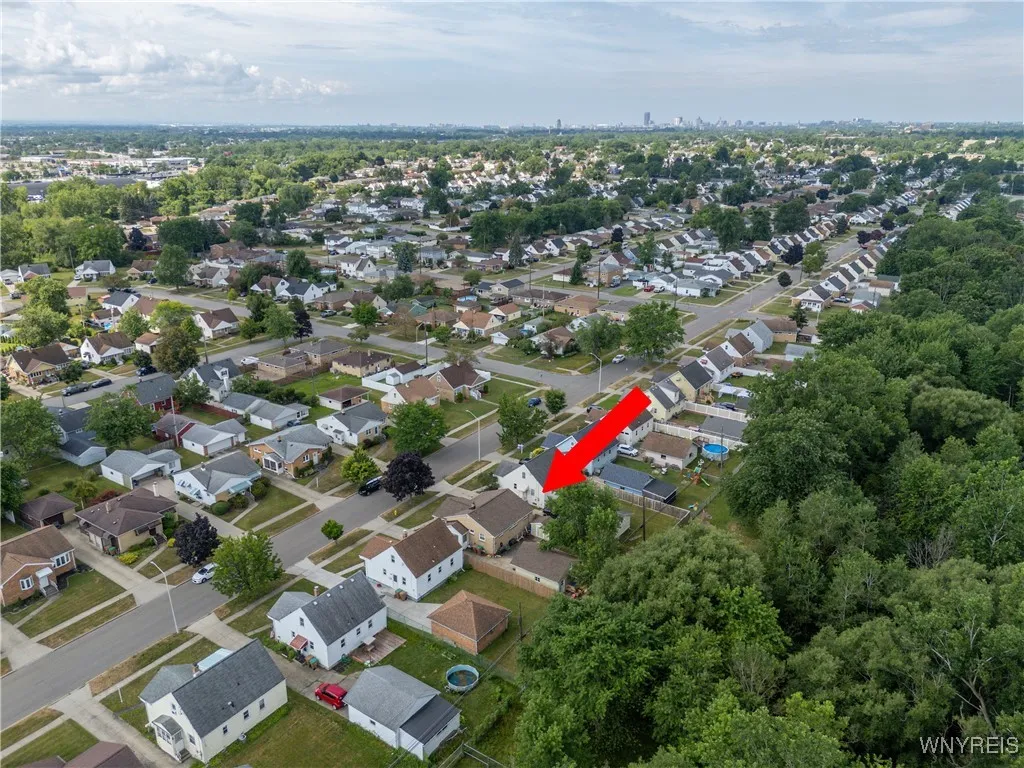 166 Mcnaughton Avenue, Cheektowaga, New York 14225, Cheektowaga, New York 14225, 3 Bedrooms Bedrooms, 5 Rooms Rooms,2 BathroomsBathrooms,Residential,Closed,166 Mcnaughton Avenue, Cheektowaga, New York 14225,0,B1626265