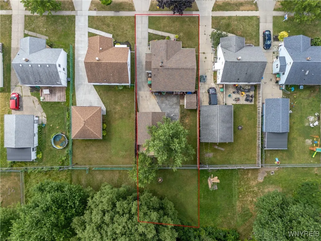 166 Mcnaughton Avenue, Cheektowaga, New York 14225, Cheektowaga, New York 14225, 3 Bedrooms Bedrooms, 5 Rooms Rooms,2 BathroomsBathrooms,Residential,Closed,166 Mcnaughton Avenue, Cheektowaga, New York 14225,0,B1626265