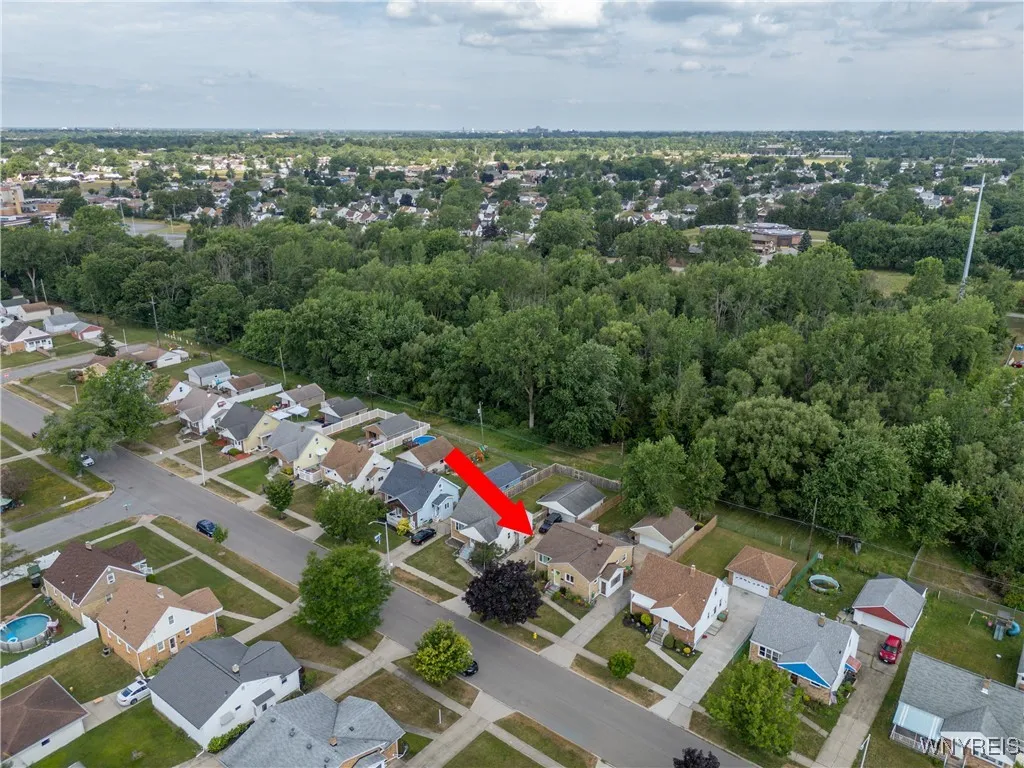 166 Mcnaughton Avenue, Cheektowaga, New York 14225, Cheektowaga, New York 14225, 3 Bedrooms Bedrooms, 5 Rooms Rooms,2 BathroomsBathrooms,Residential,Closed,166 Mcnaughton Avenue, Cheektowaga, New York 14225,0,B1626265