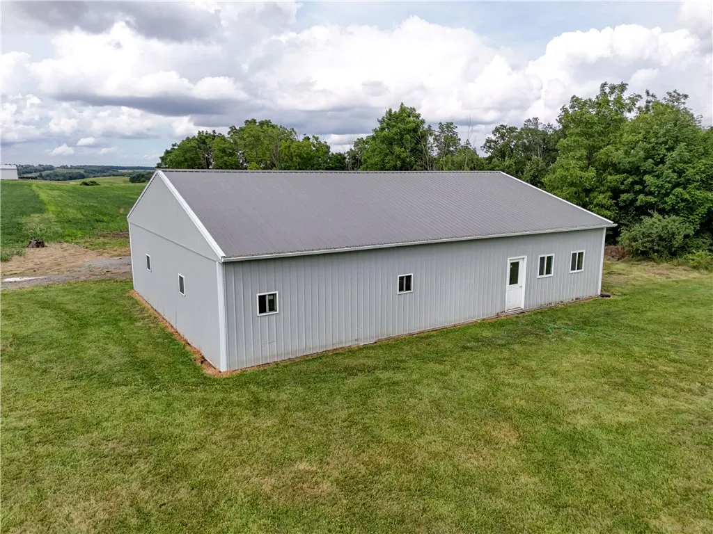 681 State Route 364, Middlesex, New York 14507, Middlesex, New York 14507, 3 Bedrooms Bedrooms, 13 Rooms Rooms,2 BathroomsBathrooms,Residential,Closed,681 State Route 364, Middlesex, New York 14507,0,R1625498