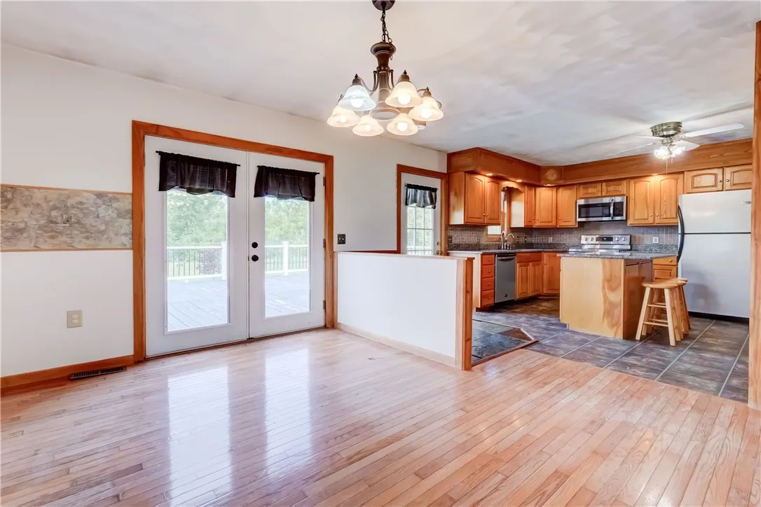 681 State Route 364, Middlesex, New York 14507, Middlesex, New York 14507, 3 Bedrooms Bedrooms, 13 Rooms Rooms,2 BathroomsBathrooms,Residential,Closed,681 State Route 364, Middlesex, New York 14507,0,R1625498