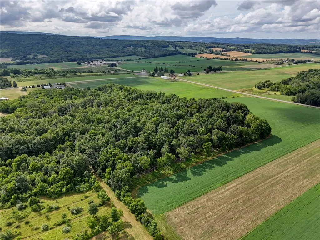 681 State Route 364, Middlesex, New York 14507, Middlesex, New York 14507, 3 Bedrooms Bedrooms, 13 Rooms Rooms,2 BathroomsBathrooms,Residential,Closed,681 State Route 364, Middlesex, New York 14507,0,R1625498