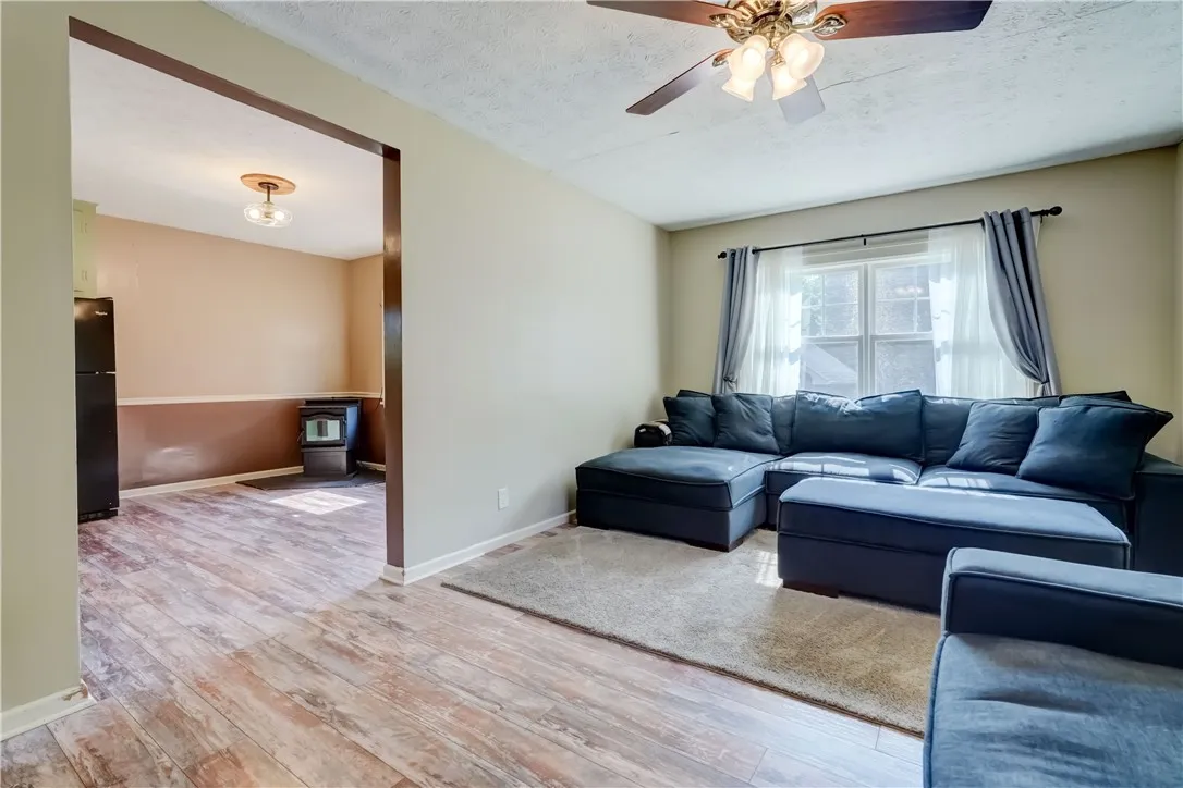 1059 Pixley Road, Gates, New York 14624, Gates, New York 14624, 3 Bedrooms Bedrooms, 8 Rooms Rooms,2 BathroomsBathrooms,Residential,Closed,1059 Pixley Road, Gates, New York 14624,0,R1626174