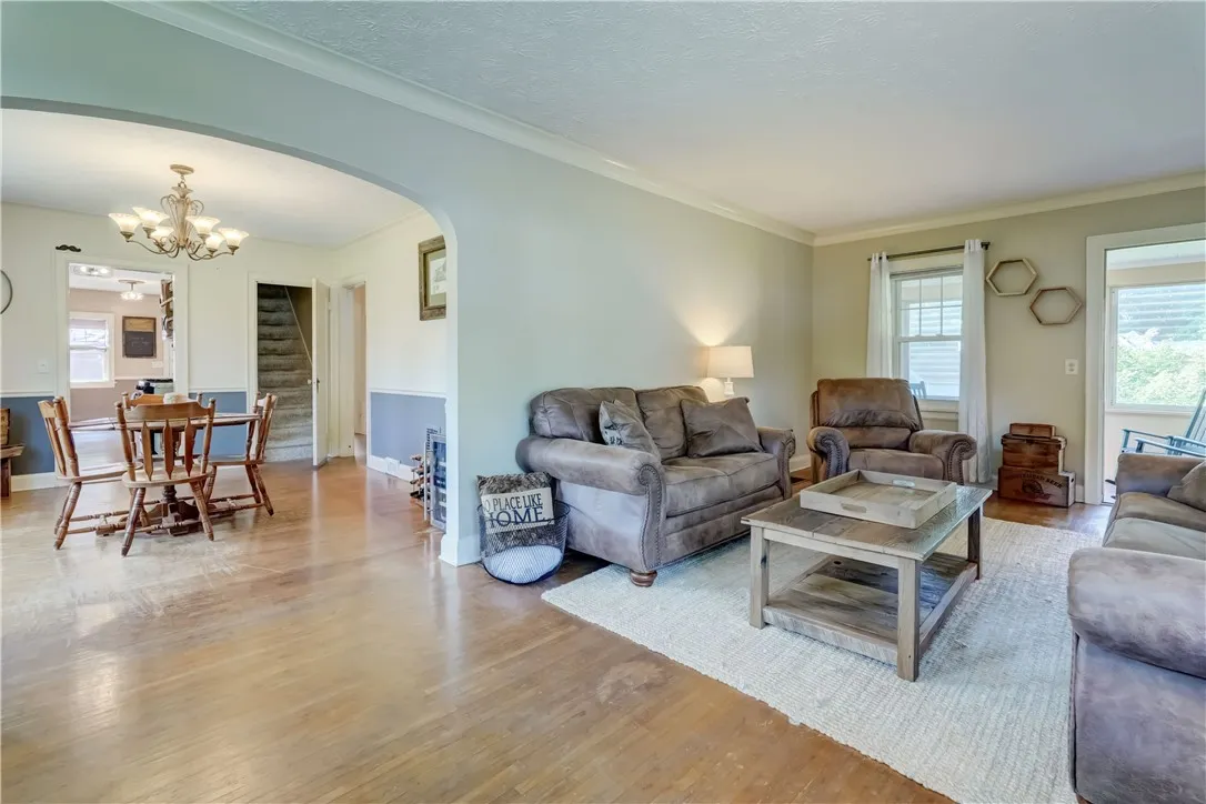 1059 Pixley Road, Gates, New York 14624, Gates, New York 14624, 3 Bedrooms Bedrooms, 8 Rooms Rooms,2 BathroomsBathrooms,Residential,Closed,1059 Pixley Road, Gates, New York 14624,0,R1626174