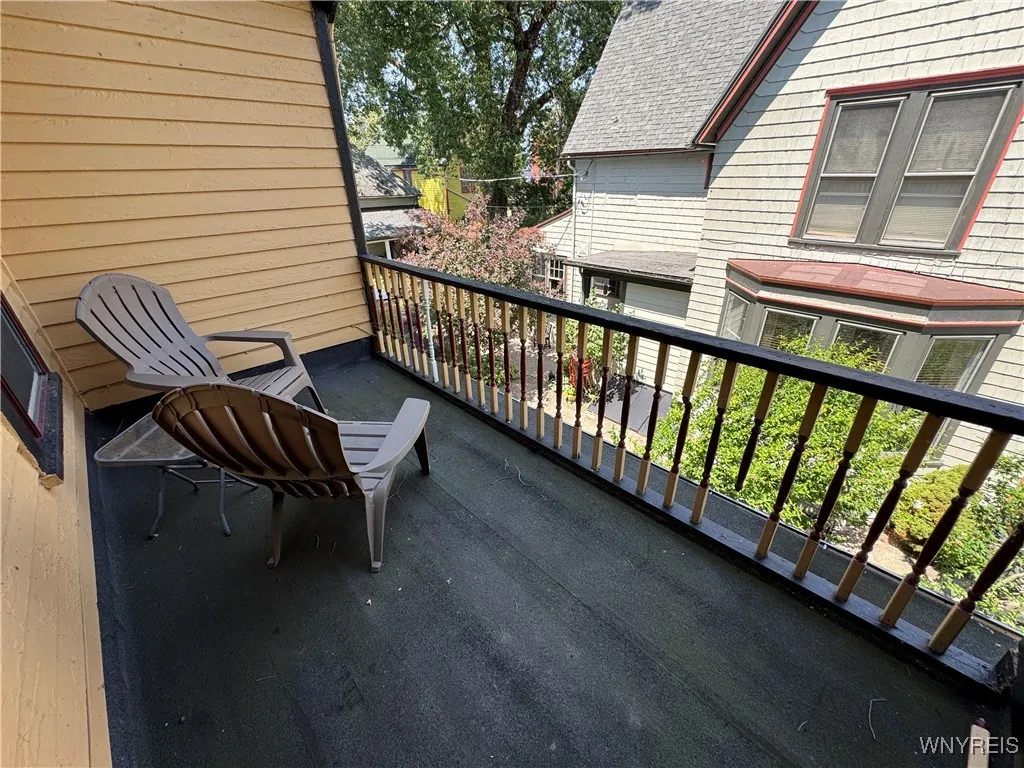 180 Richmond Avenue 3, Buffalo, New York 14222, Buffalo, New York 14222, 1 Bedroom Bedrooms, 4 Rooms Rooms,1 BathroomBathrooms,Residential Lease,For Rent,180 Richmond Avenue 3, Buffalo, New York 14222,B1624840