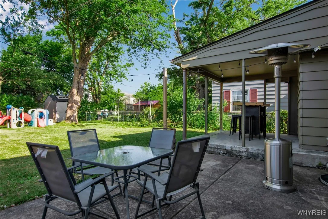 102 Byron Avenue, Tonawanda, New York 14223, Tonawanda, New York 14223, 3 Bedrooms Bedrooms, 5 Rooms Rooms,2 BathroomsBathrooms,Residential,Closed,102 Byron Avenue, Tonawanda, New York 14223,0,B1625154