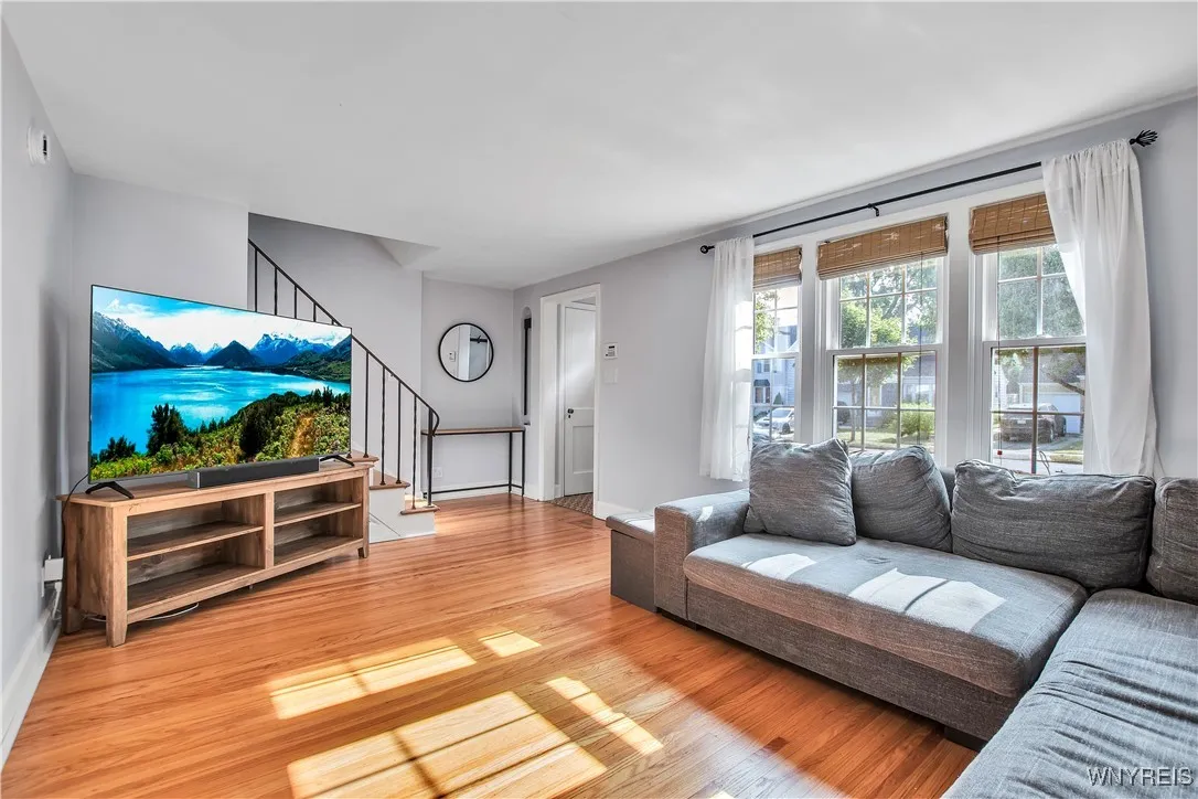 102 Byron Avenue, Tonawanda, New York 14223, Tonawanda, New York 14223, 3 Bedrooms Bedrooms, 5 Rooms Rooms,2 BathroomsBathrooms,Residential,Closed,102 Byron Avenue, Tonawanda, New York 14223,0,B1625154