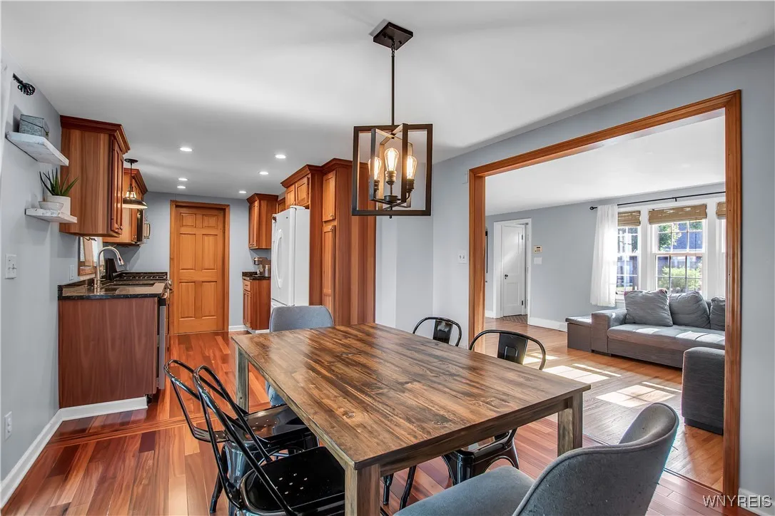 102 Byron Avenue, Tonawanda, New York 14223, Tonawanda, New York 14223, 3 Bedrooms Bedrooms, 5 Rooms Rooms,2 BathroomsBathrooms,Residential,Closed,102 Byron Avenue, Tonawanda, New York 14223,0,B1625154