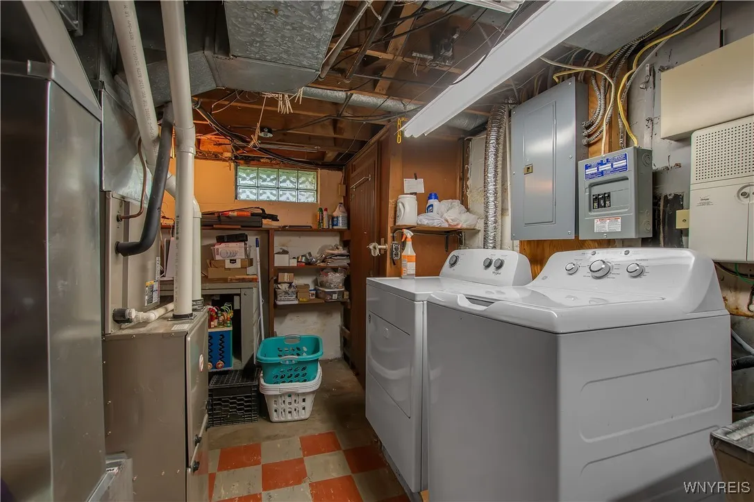 102 Byron Avenue, Tonawanda, New York 14223, Tonawanda, New York 14223, 3 Bedrooms Bedrooms, 5 Rooms Rooms,2 BathroomsBathrooms,Residential,Closed,102 Byron Avenue, Tonawanda, New York 14223,0,B1625154