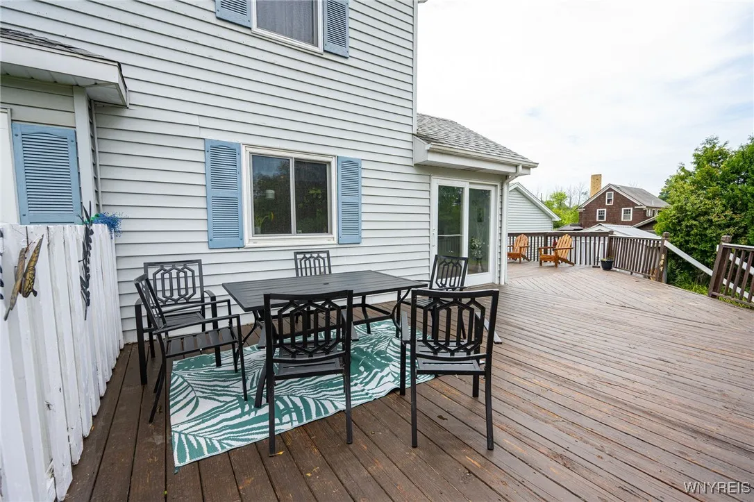 5508 Sterling Road, Hamburg, New York 14075, Hamburg, New York 14075, 4 Bedrooms Bedrooms, 10 Rooms Rooms,2 BathroomsBathrooms,Residential,For Sale,5508 Sterling Road, Hamburg, New York 14075,B1626042